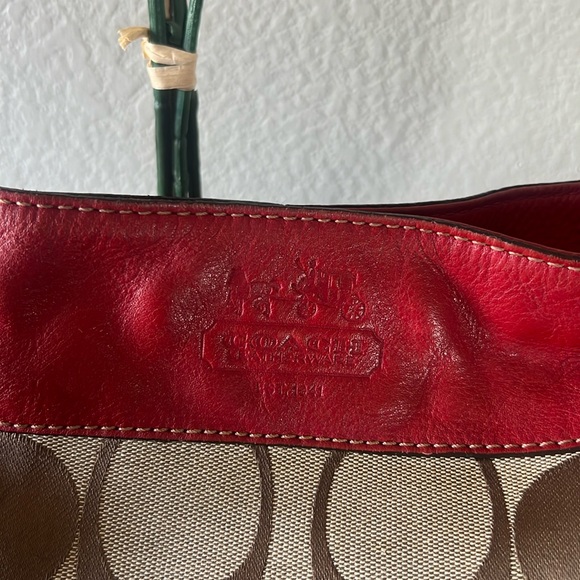 Coach Vintage Brown and Red Leather Zoe Hobo Bag EUC - Picture 2 of 13